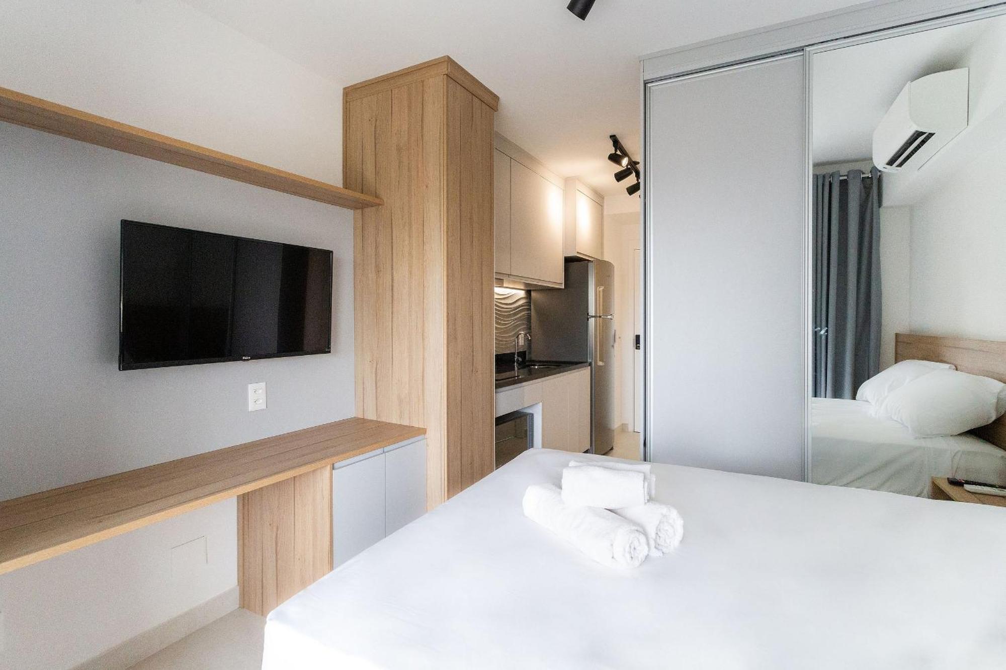 Hub Vila Madalena - Studios Por Temporada San Paolo Esterno foto